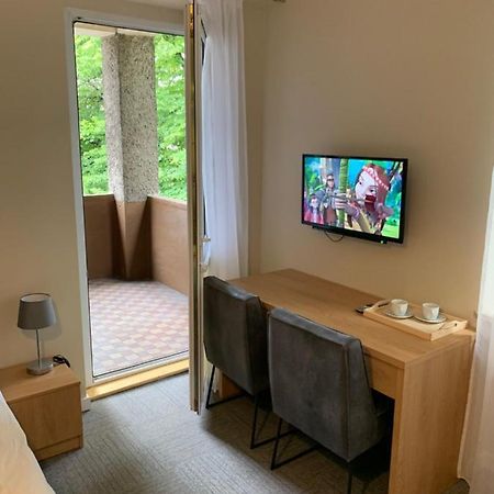 Vesna Rooms Mtp พอซนาน ภายนอก รูปภาพ