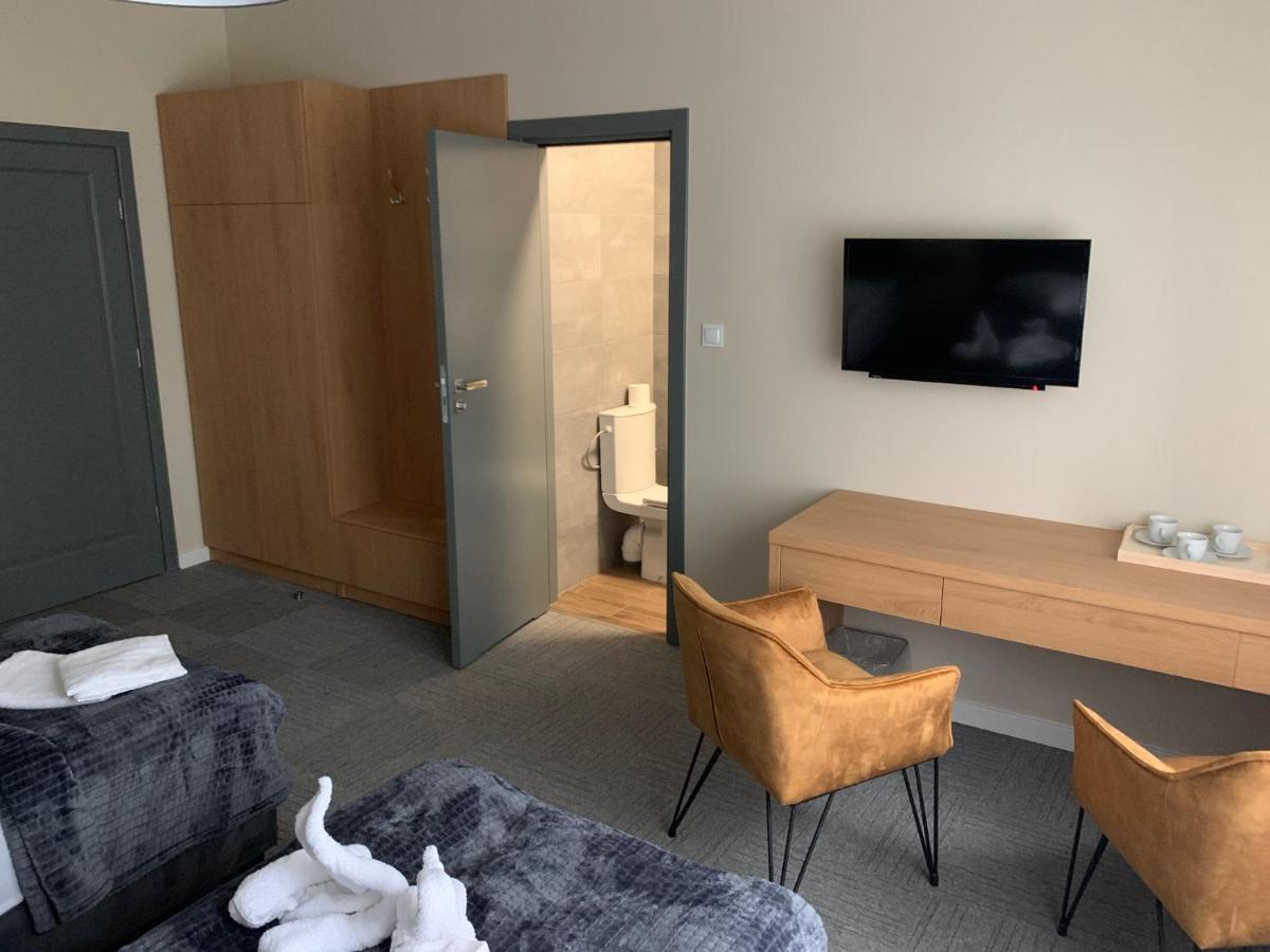 Vesna Rooms Mtp พอซนาน ภายนอก รูปภาพ