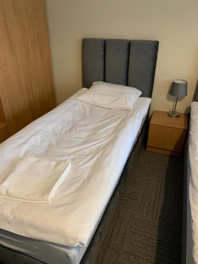 Vesna Rooms Mtp พอซนาน ภายนอก รูปภาพ